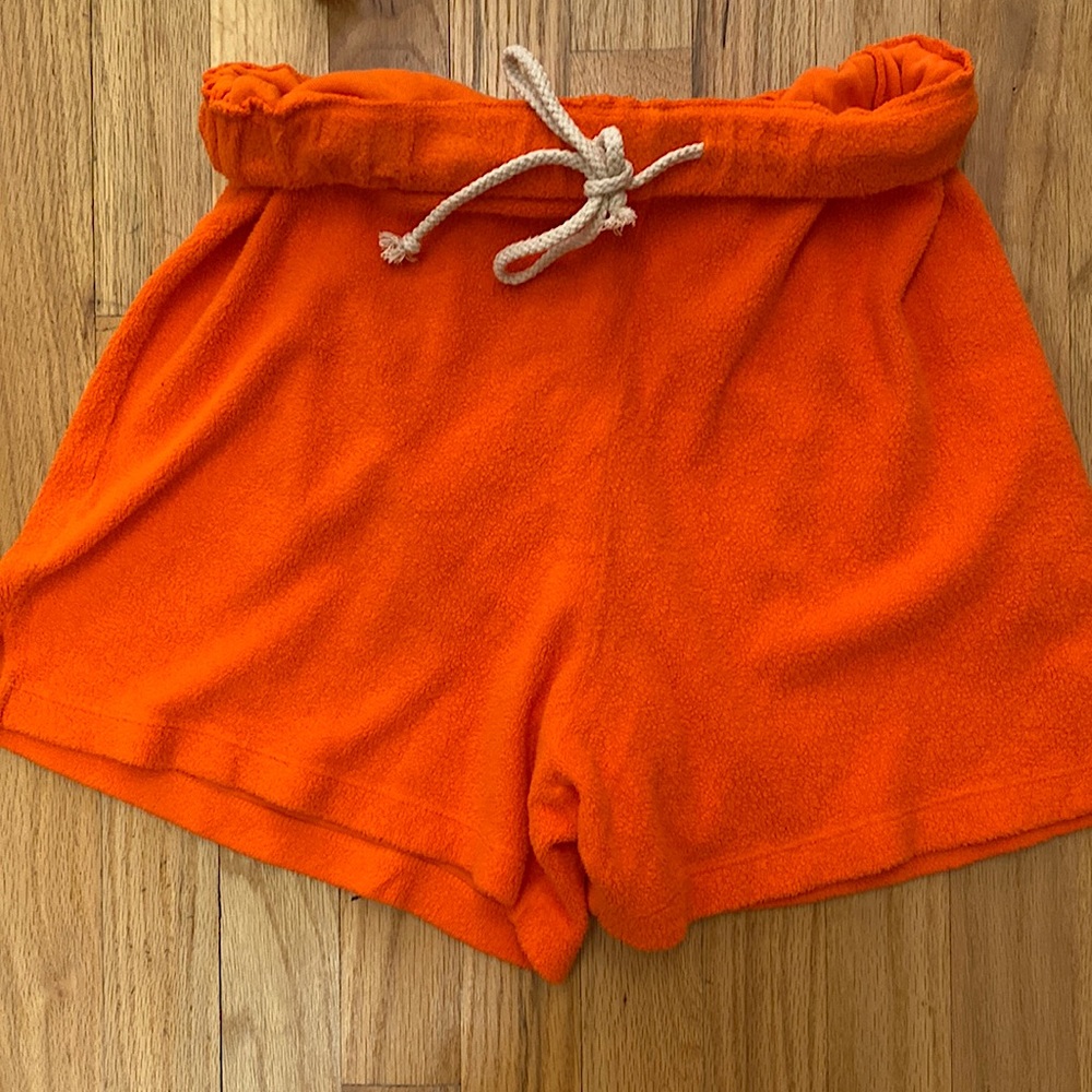 Donni roll sweatshirt